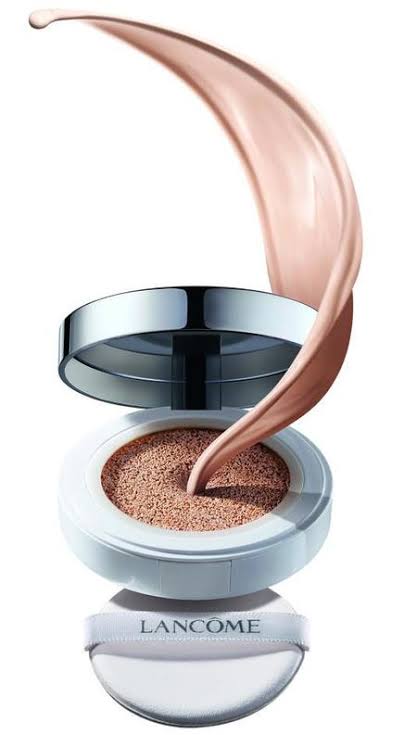 Base de maquillaje compacta Miracle Cushion Liquid Cushion SPF 23 -