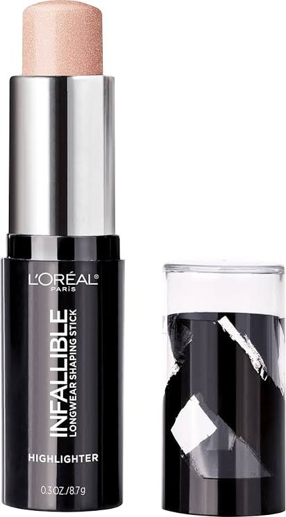 Infalible iluminador Loreal.